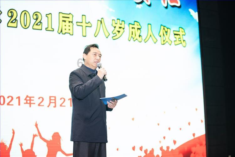 茂密丛林逃生